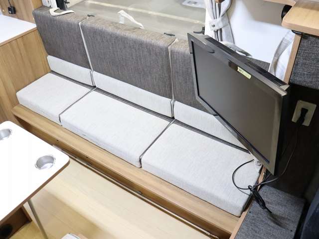 トヨタ カムロード キャンピング R3年 (北海道) 99