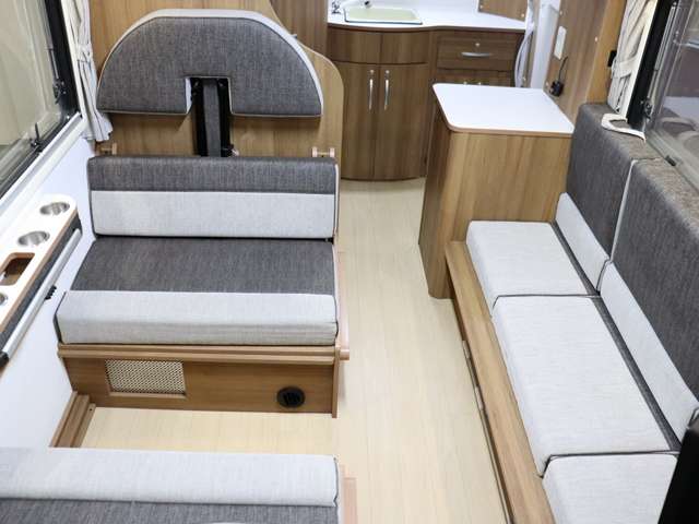 トヨタ カムロード キャンピング R3年 (北海道) 99