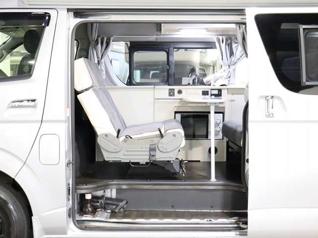 トヨタ ハイエースバン キャンピング H29年 (北海道) 99