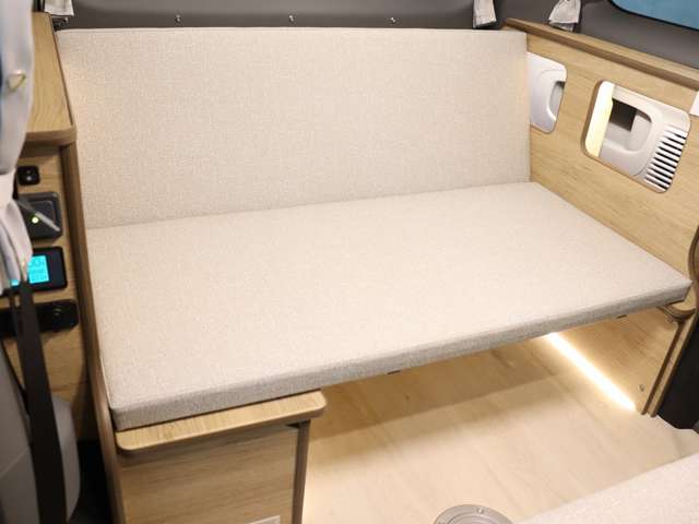 日産 ＮＶ２００バネット キャンピング R8年 (北海道) 99