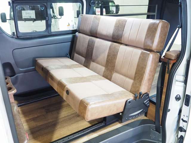 トヨタ ハイエースバン キャンピング R3年 (北海道) 99