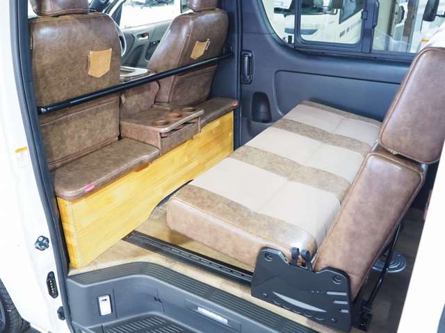 トヨタ ハイエースバン キャンピング R3年 (北海道) 99