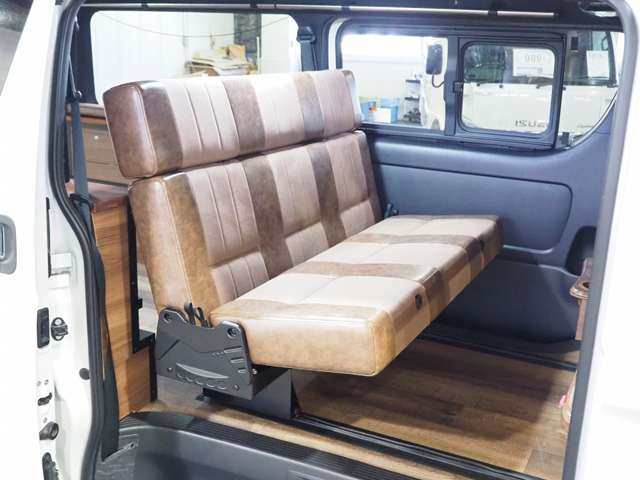 トヨタ ハイエースバン キャンピング R3年 (北海道) 99