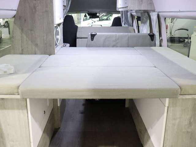トヨタ ハイエースバン キャンピング R3年 (北海道) 99