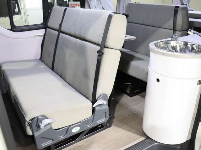 トヨタ ハイエースバン キャンピング R3年 (北海道) 99