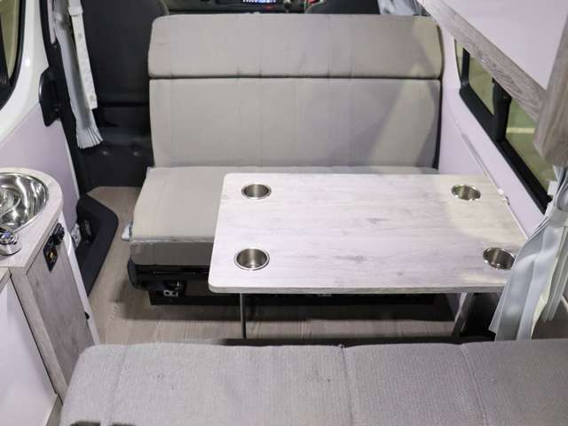 トヨタ ハイエースバン キャンピング R3年 (北海道) 99