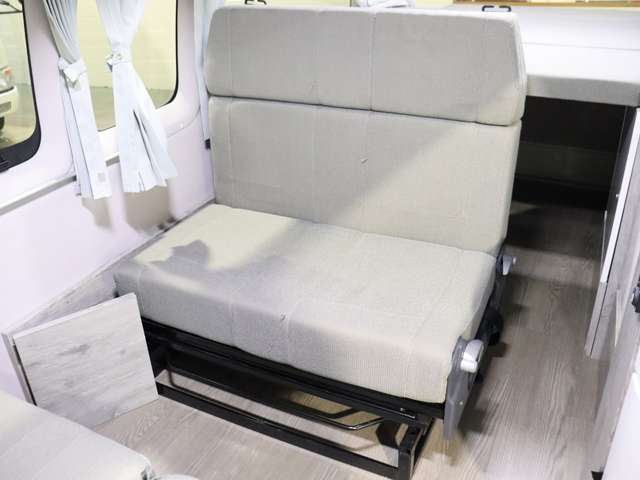 トヨタ ハイエースバン キャンピング R3年 (北海道) 99