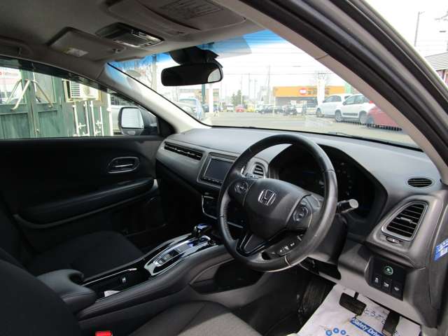 ホンダ ヴェゼル １．５ ハイブリッド Ｘ ４ＷＤ H27年 (北海道) 99