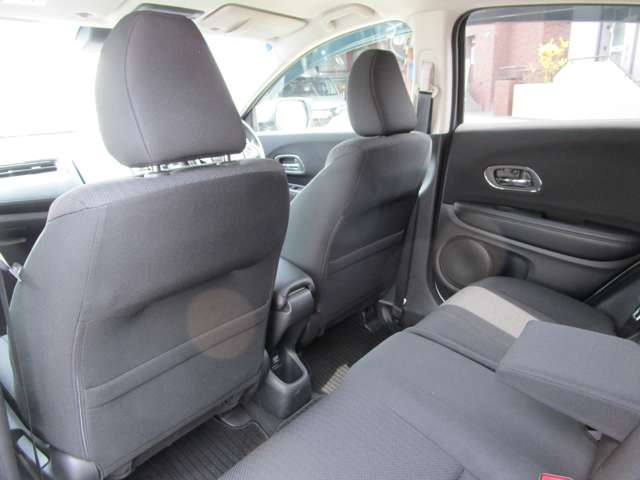 ホンダ ヴェゼル １．５ ハイブリッド Ｘ ４ＷＤ H27年 (北海道) 99