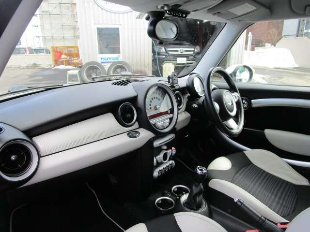 ミニ ミニ ５０ カムデン クーパーＳ H22年 (北海道) 99