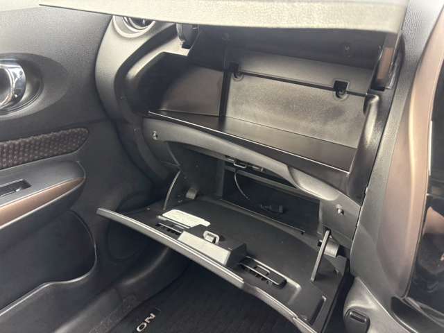 日産 ノート １．２ Ｅ－ＰＯＷＥＲ メダリスト H29年 (北海道) 99