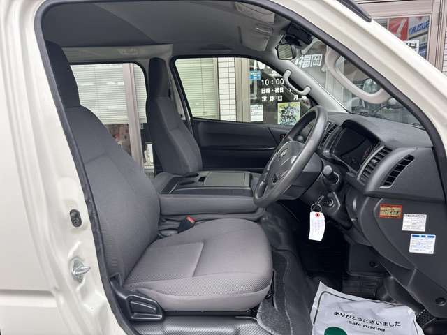 トヨタ ハイエースバン ２．８ ＤＸ ロング ディーゼルターボ R2年 (九州・沖縄) 99