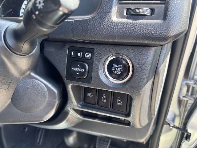 トヨタ ハイエースバン ２．８ スーパーＧＬ ロング ディーゼルターボ H30年 (九州・沖縄) 99