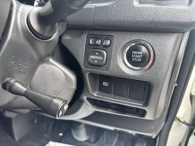 トヨタ ハイエースバン ２．８ スーパーＧＬ ダークプライム ロングボディ ディーゼルターボ H30年 (九州・沖縄) 99