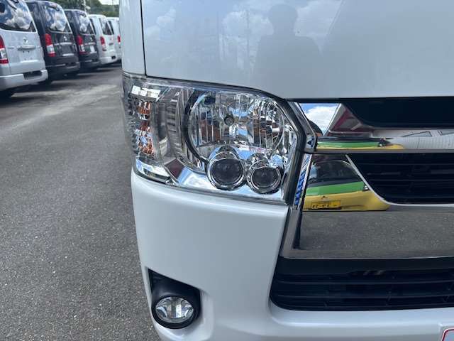 トヨタ ハイエースバン ２．８ スーパーＧＬ ロング ディーゼルターボ R2年 (九州・沖縄) 99