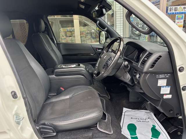 トヨタ ハイエースバン ２．８ スーパーＧＬ ダークプライムＩＩ ロングボディ ディーゼルターボ R2年 (九州・沖縄) 99