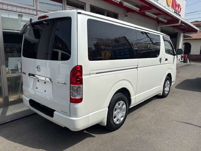 トヨタ ハイエースバン ３．０ スーパーＧＬ ロング ディーゼルターボ H28年 (九州・沖縄) 99