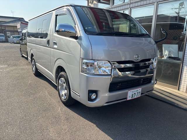トヨタ ハイエースバン ２．８ スーパーＧＬ ロング ディーゼルターボ R1年 (九州・沖縄) 99