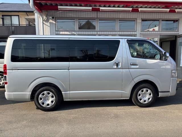 トヨタ ハイエースバン ２．８ スーパーＧＬ ロング ディーゼルターボ R1年 (九州・沖縄) 99