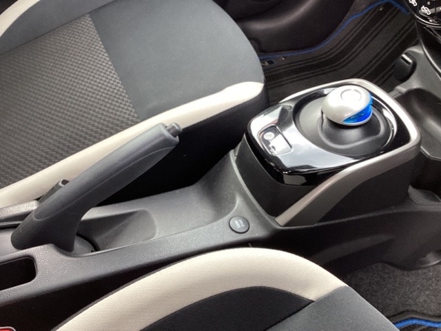 日産 ノート １．２ Ｅ－ＰＯＷＥＲ Ｘ H29年 (九州・沖縄) 99