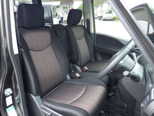 日産 セレナ ２．０ ハイウェイスター Ｓ－ＨＹＢＲＩＤ H26年 (九州・沖縄) 99