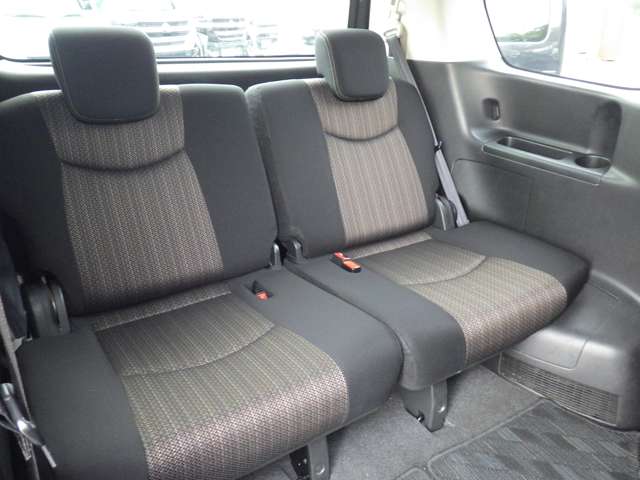 日産 セレナ ２．０ ハイウェイスター Ｓ－ＨＹＢＲＩＤ H26年 (九州・沖縄) 99