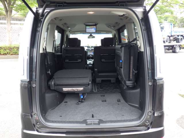 日産 セレナ ２．０ ハイウェイスター Ｓ－ＨＹＢＲＩＤ H26年 (九州・沖縄) 99
