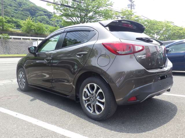 マツダ デミオ １．５ ＸＤ ツーリング Ｌパッケージ ディーゼルターボ ４ＷＤ H29年 (九州・沖縄) 99