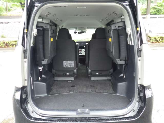 トヨタ ヴォクシー ２．０ ＺＳ 煌 H23年 (九州・沖縄) 99