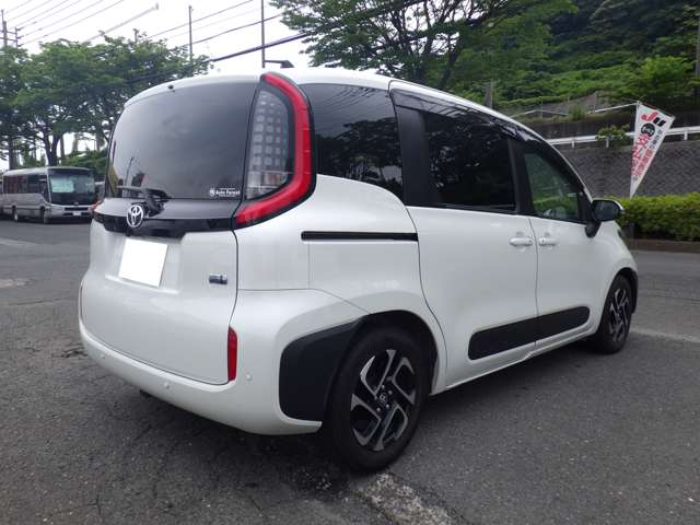 トヨタ シエンタ　ハイブリッド ハイブリッド １．５ Ｚ R5年 (九州・沖縄) 99