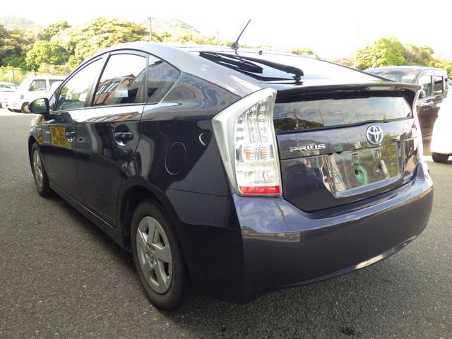 トヨタ プリウス １．８ Ｓ ＬＥＤエディション H23年 (九州・沖縄) 99