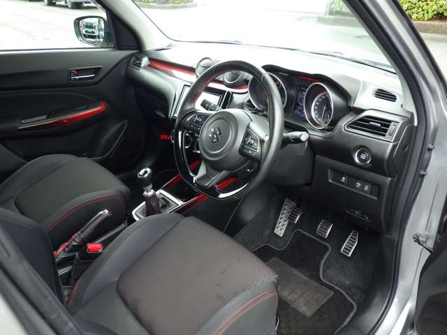 スズキ スイフト スポーツ １．４ セーフティパッケージ装着車 R2年 (九州・沖縄) 99