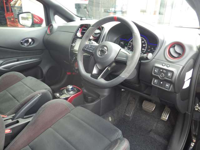 日産 ノート １．２ Ｅ－ＰＯＷＥＲ ＮＩＳＭＯ H29年 (九州・沖縄) 99
