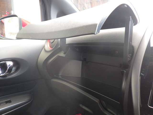 日産 ノート １．２ Ｅ－ＰＯＷＥＲ ＮＩＳＭＯ H29年 (九州・沖縄) 99
