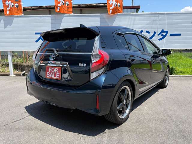 トヨタ アクア １．５ Ｓ H29年 (近畿) 99