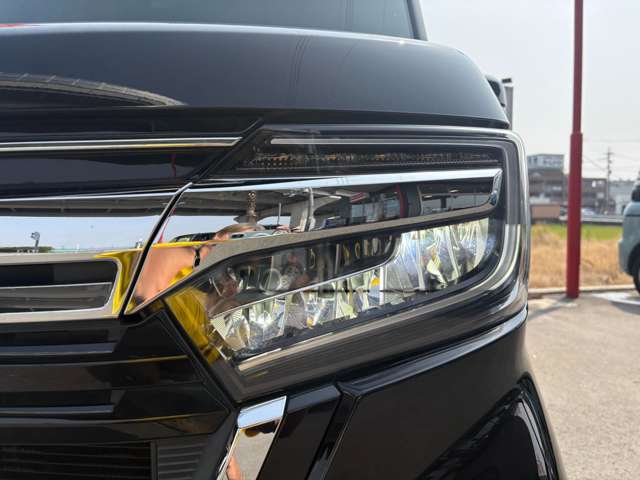 ホンダ Ｎ　ＢＯＸ カスタム ６６０ Ｌ R4年 (近畿) 99