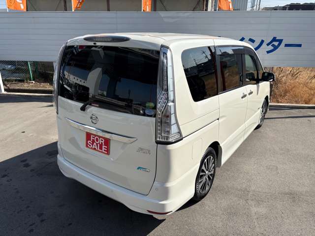 日産 セレナ ２．０ ハイウェイスター Ｓ－ＨＹＢＲＩＤ アドバンストセーフティ パッケージ H26年 (近畿) 99