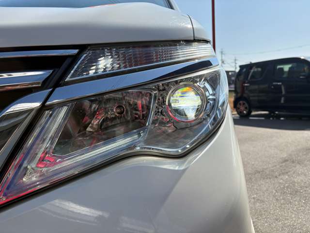 日産 セレナ ２．０ ハイウェイスター Ｓ－ＨＹＢＲＩＤ アドバンストセーフティ パッケージ H26年 (近畿) 99