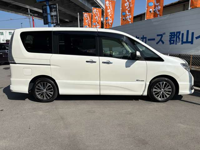 日産 セレナ ２．０ ハイウェイスター Ｓ－ＨＹＢＲＩＤ アドバンストセーフティ パッケージ H26年 (近畿) 99