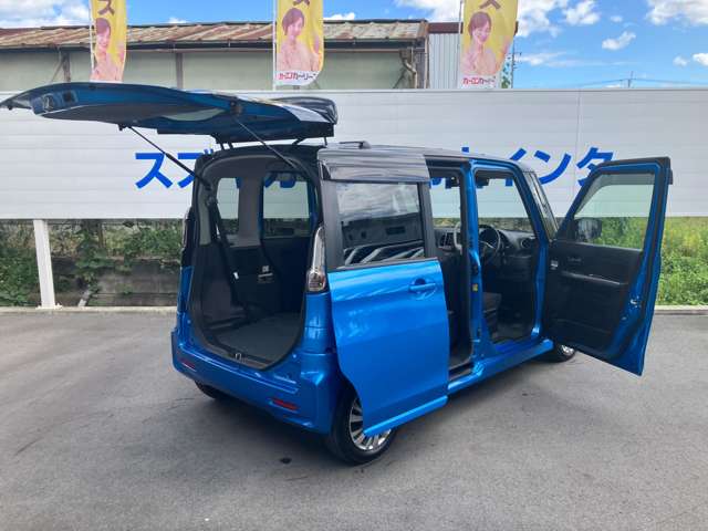 スズキ スペーシア ６６０ カスタム Ｚ ユーティリティパッケージ デュアルカメラブレーキサポート装着車 H30年 (近畿) 99