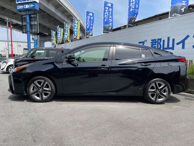 トヨタ プリウス １．８ Ｓ ツーリングセレクション R4年 (近畿) 99