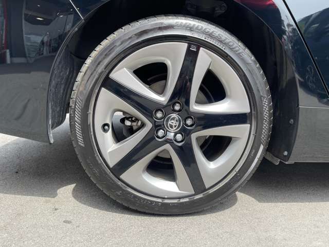 トヨタ プリウス １．８ Ｓ ツーリングセレクション R4年 (近畿) 99