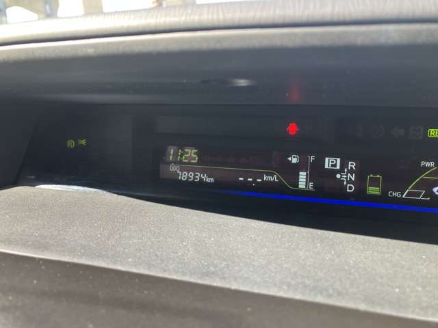 トヨタ プリウスΑ １．８ Ｇ H24年 (近畿) 99