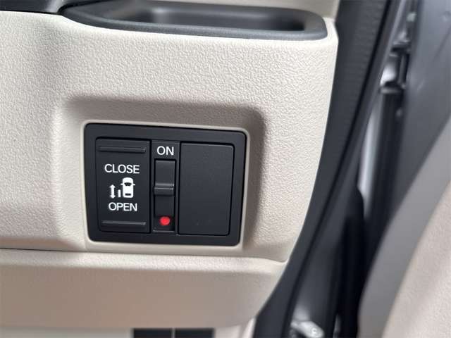 ホンダ Ｎ　ＢＯＸ ６６０ R8年 (近畿) 99