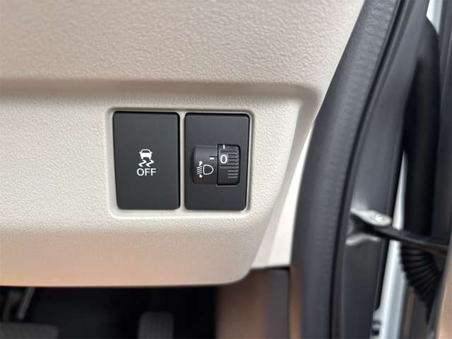 ホンダ Ｎ　ＢＯＸ ６６０ R8年 (近畿) 99