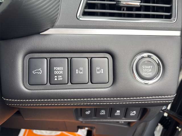 三菱 デリカ　Ｄ：５ ２．２ Ｐ ディーゼルターボ ４ＷＤ R8年 (近畿) 99