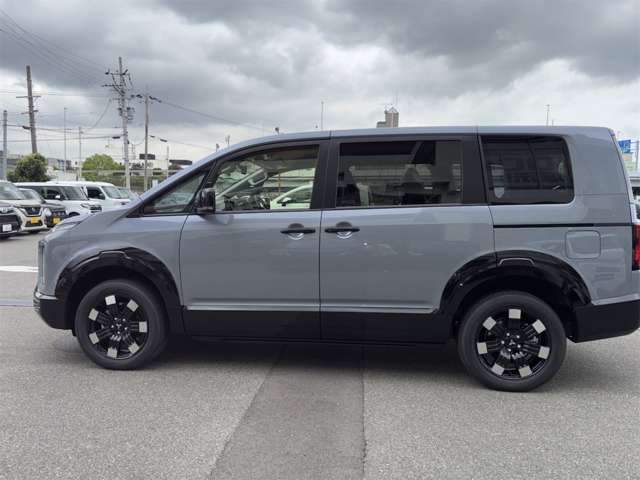 三菱 デリカ　Ｄ：５ ２．２ Ｐ ディーゼルターボ ４ＷＤ R8年 (近畿) 99