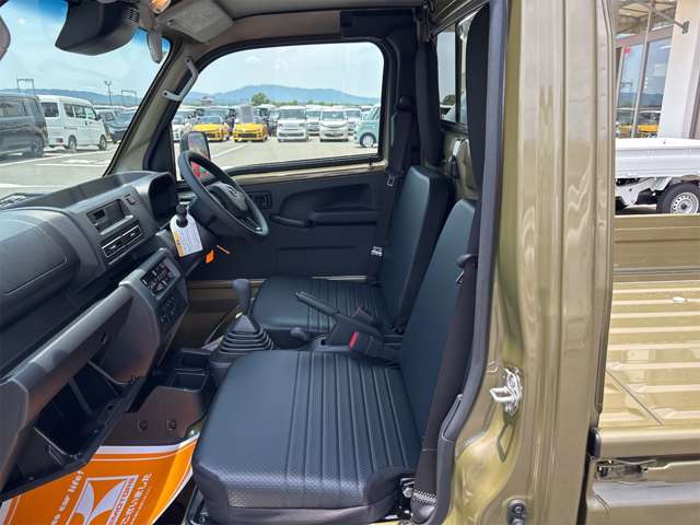 ダイハツ ハイゼットトラック ６６０ スタンダード 農用スペシャル ３方開 ４ＷＤ R7年 (近畿) 99