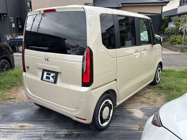 ホンダ Ｎ　ＢＯＸ ６６０ ファッションスタイル ２トーン R7年 (近畿) 99
