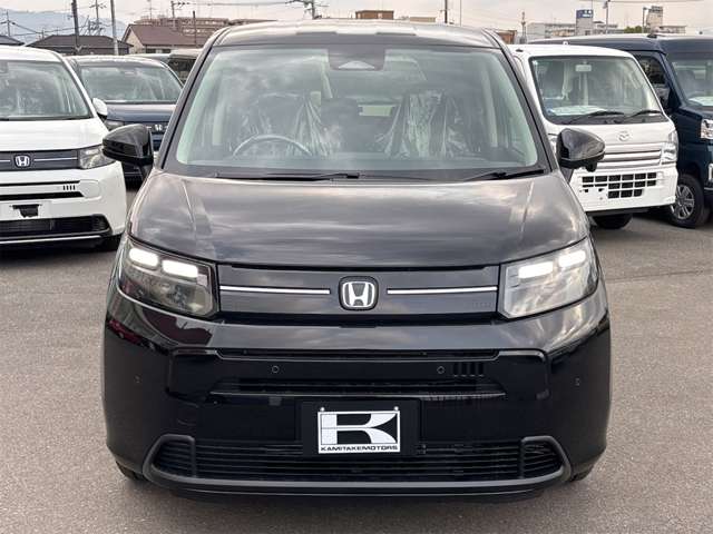 ホンダ フリード　ハイブリッド １．５ Ｅ：ＨＥＶ エアー ＥＸ R7年 (近畿) 99